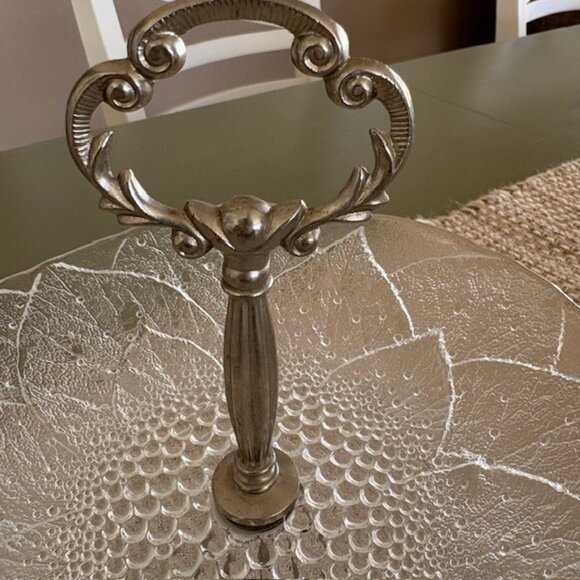 2 Tier Textured Glass Serving Piece Embossed Floral Pattern Vintage Holiday Gift - Picture 6 of 9